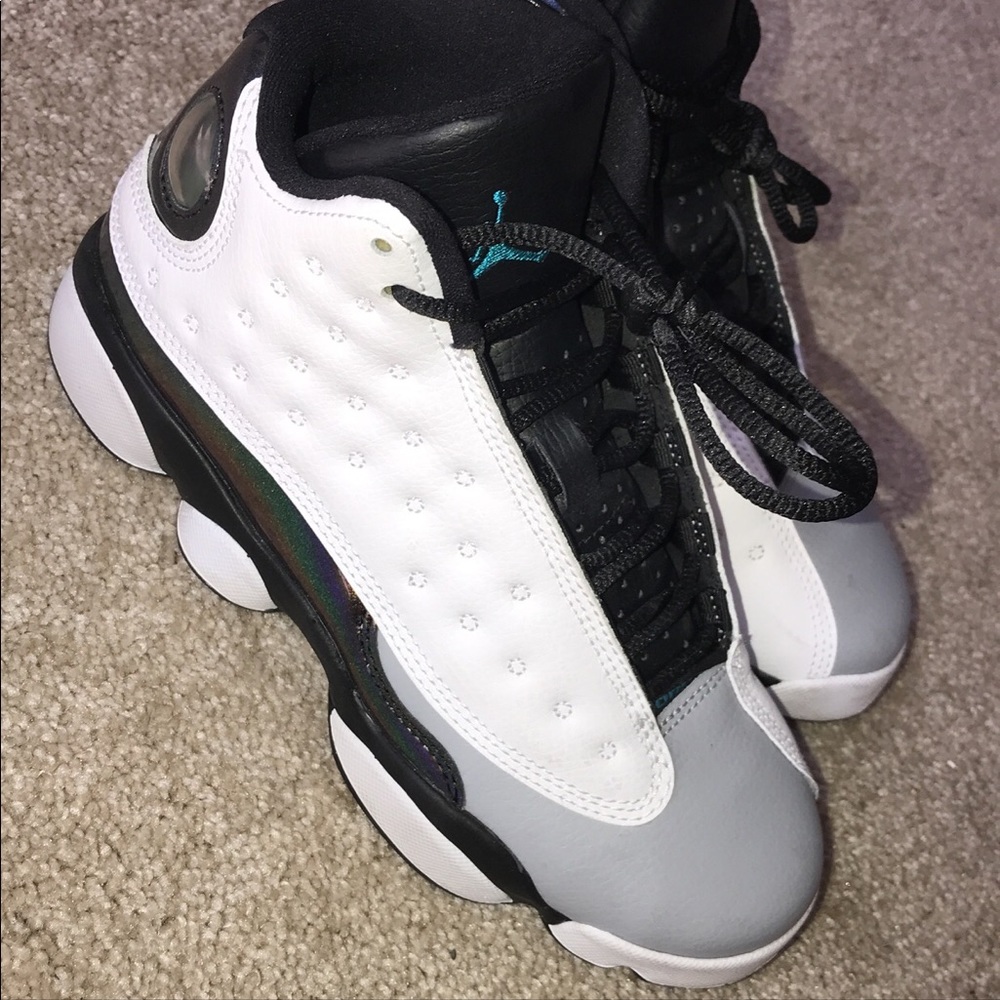 Air Jordan Retro 13s (size: Gradeschool 4.5y)